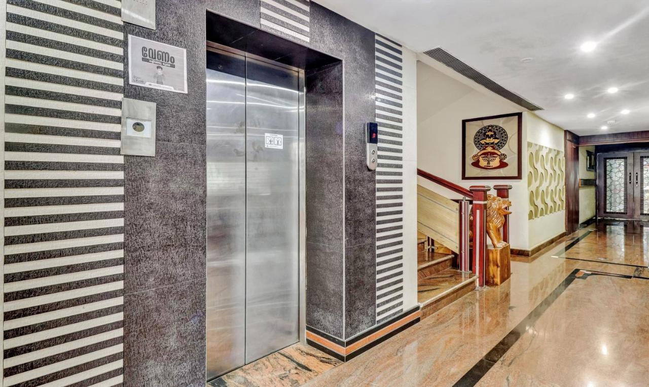 Treebo Symphony Hotels And Resorts Angamally Kizhake Chālakudi Exterior foto